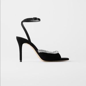 ZARA BRAND NEW JEWEL STRAP SANDALS